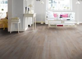 Трехполосная паркетная доска Дуб Лайт 3-пол