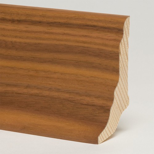 Плинтус деревянный Pedross орех сапожок 2500×80×40